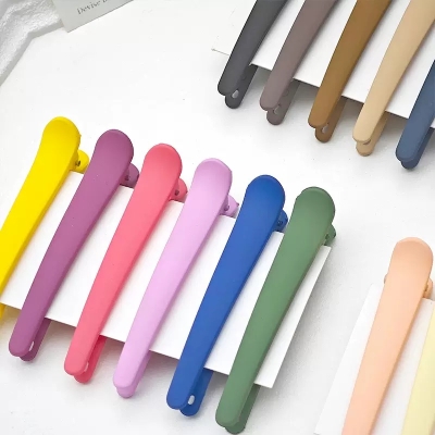 Клипс за коса 12 бр цветни E-481