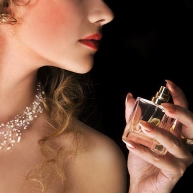 ДАМСКИ ПАРФЮМИ