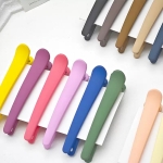 Клипс за коса 12 бр цветни E-481